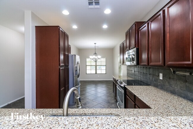 Building Photo - 30776 N Bramwell Ave