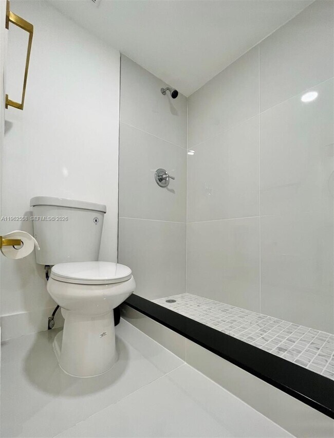 Foto del edificio - 1063 SW 142nd Ave