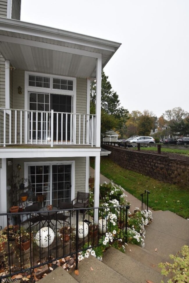 Building Photo - 1250 Garrison Ct
