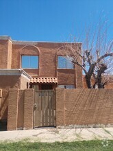 Building Photo - 4028 S 45th St