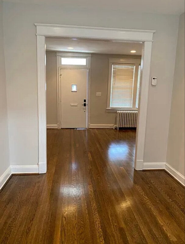 Foto del edificio - 1457 Ridge Pl SE