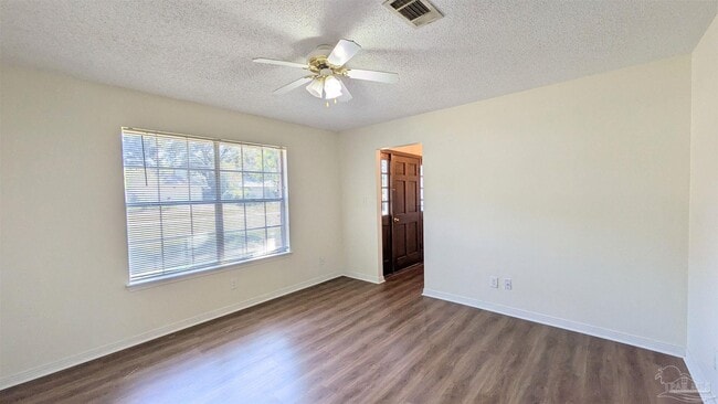 Building Photo - 6942 Falcon Dr