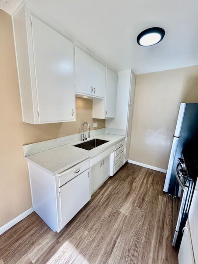 Building Photo - 1 Bedroom 1 Bath