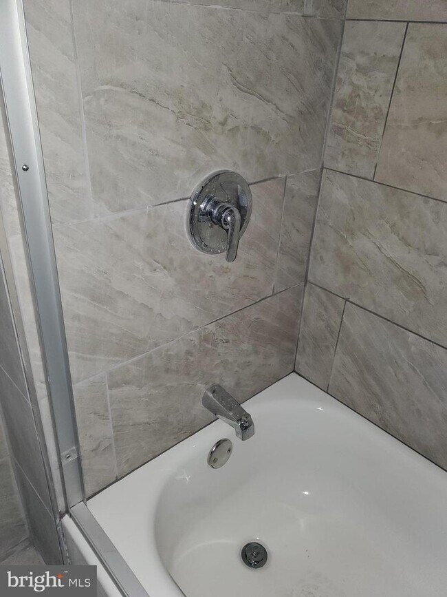 Foto del edificio - 3934 N Reese St
