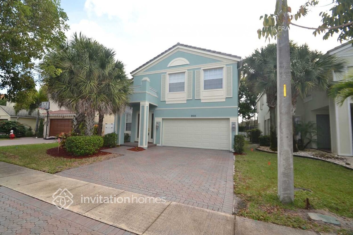 Foto principal - 9105 Dupont Pl