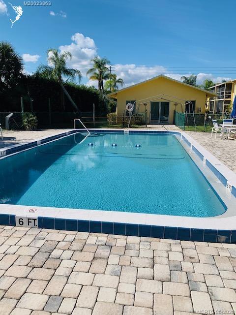 Primary Photo - 2440 SE Ocean Blvd