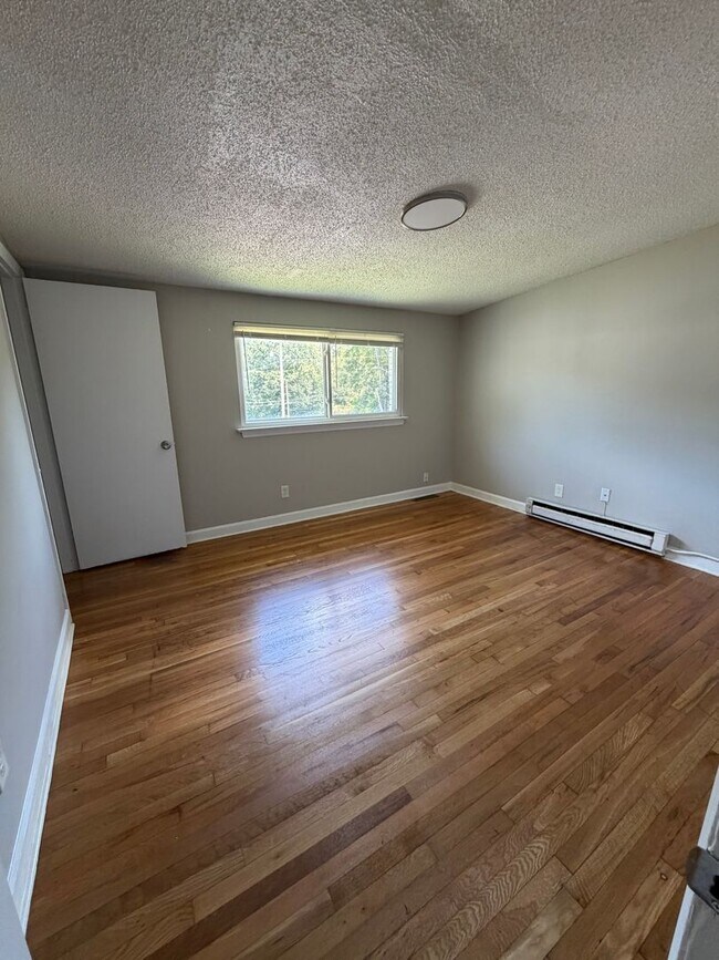 Foto del edificio - 3615 Glenwood Dr
