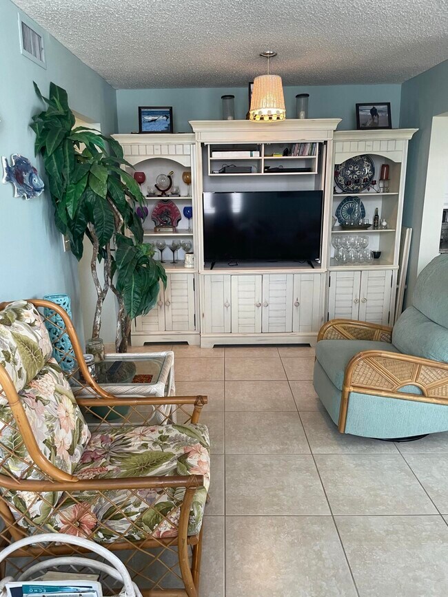 Foto del edificio - 3640 N Ocean Dr