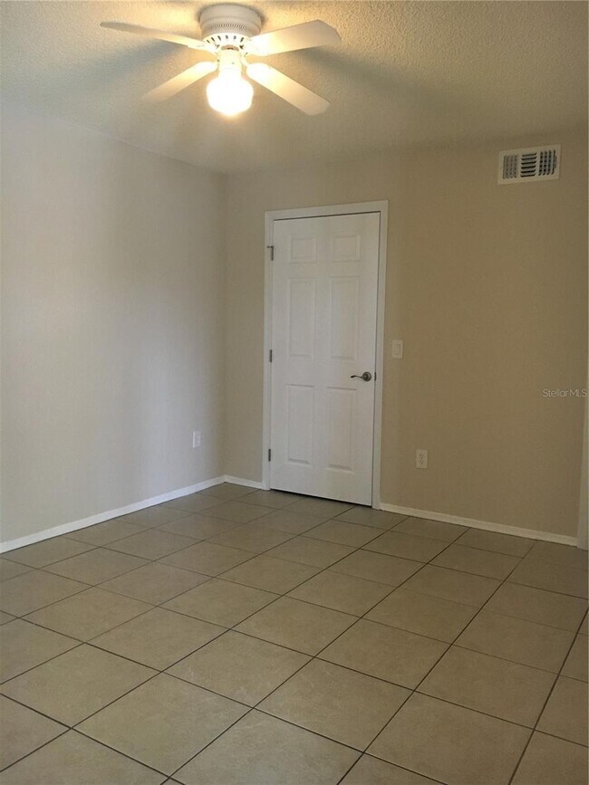 Foto del edificio - 2203 Key W Ct