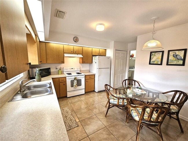 Building Photo - 70 N McCall Rd