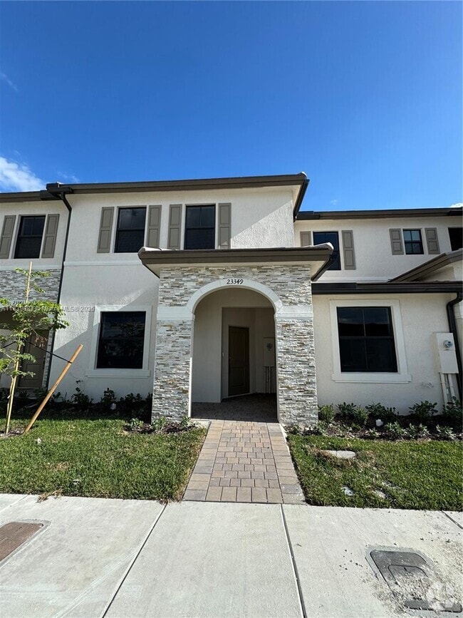 Building Photo - 23349 SW 128th Ave