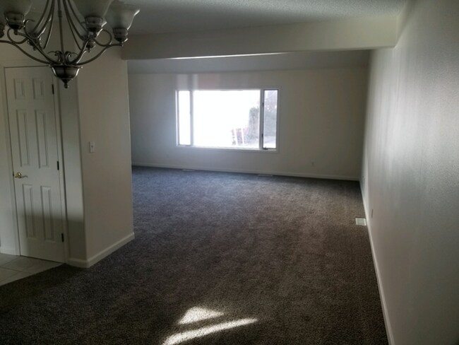 Foto del edificio - 2323 15th Ave S
