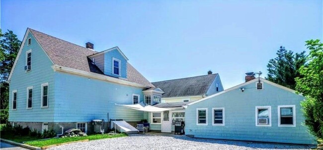 Building Photo - 38 Hilltop Ave