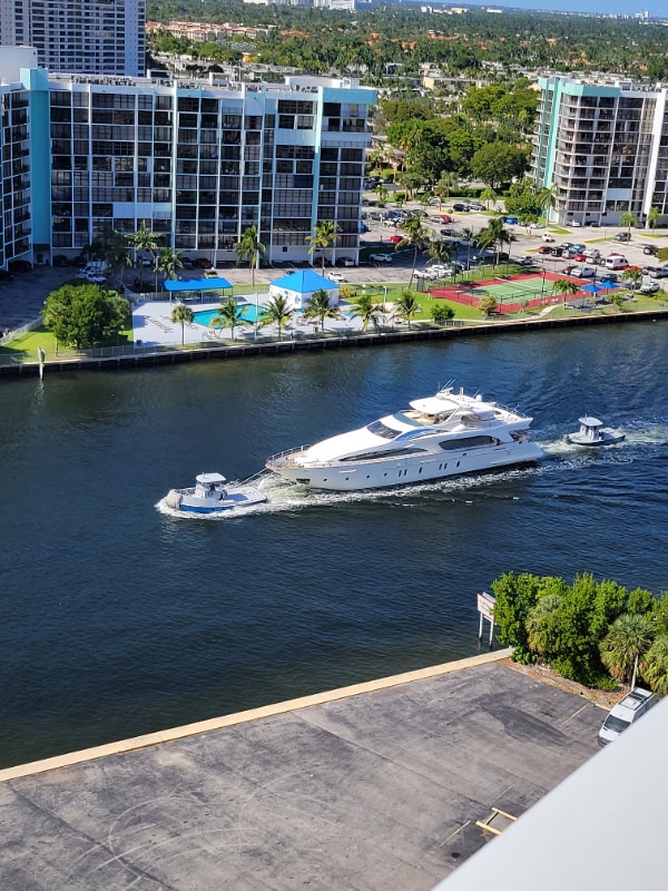 Photo - 3800 S Ocean Dr Apartment