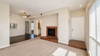 Building Photo - 3100 Walnut Bend Ln