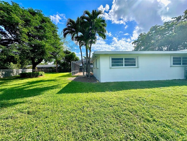 Building Photo - 7965 SW 146th St
