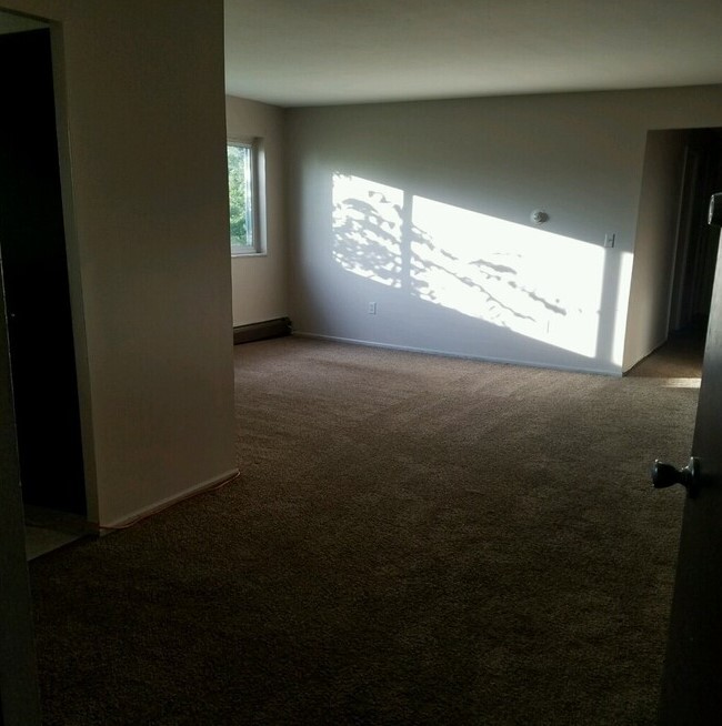 Foto del edificio - 1440 E 300th St