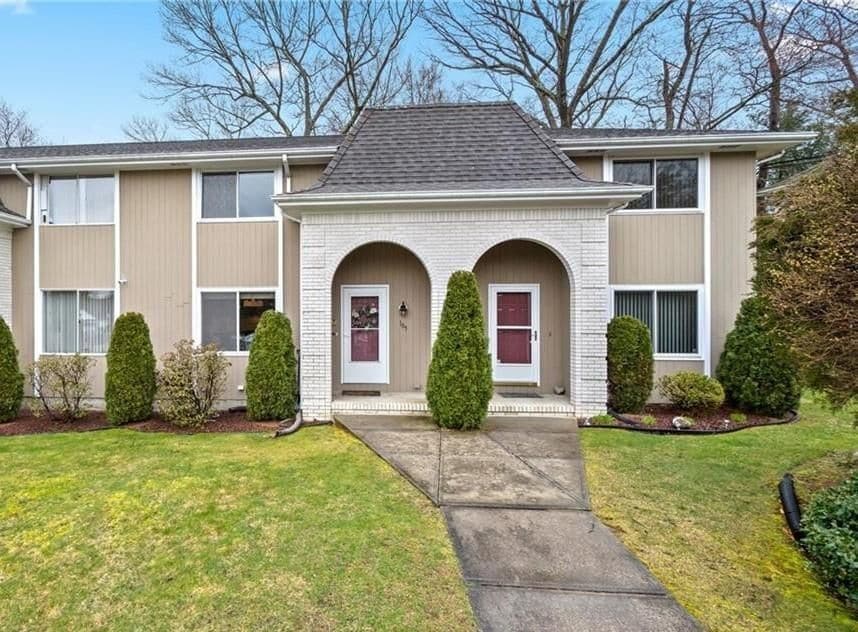 Foto principal - 105 Woodside Dr