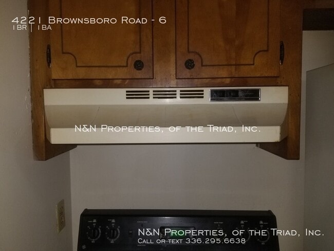 Building Photo - Winston Salem 1 Bedroom near North Point &...