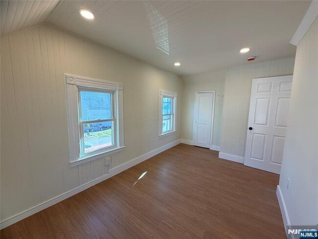 Building Photo - 183 Franklin St