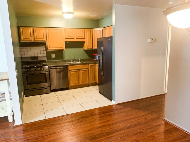 Foto del edificio - 36 Sutton Dr