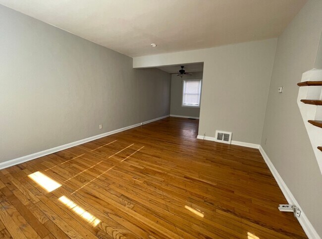 Foto del edificio - Stunning 2 Bedroom Townhome