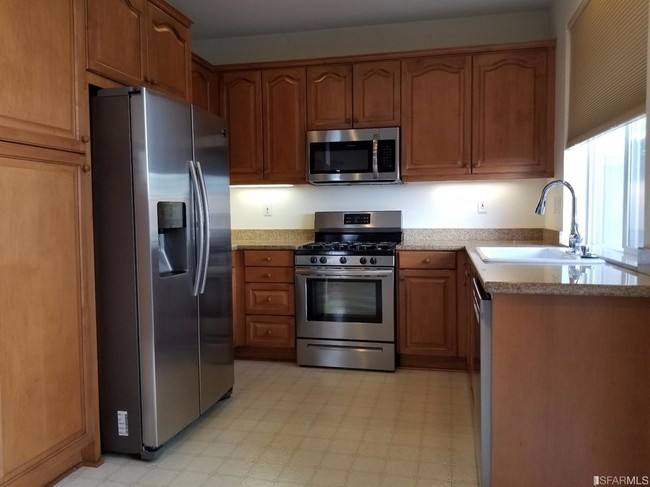 Foto del edificio - 1066 Nursery Ln