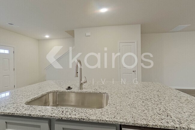 Foto del edificio - 2179 Banyon Cir