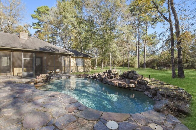 Foto del edificio - 5 Oak Crest Cir
