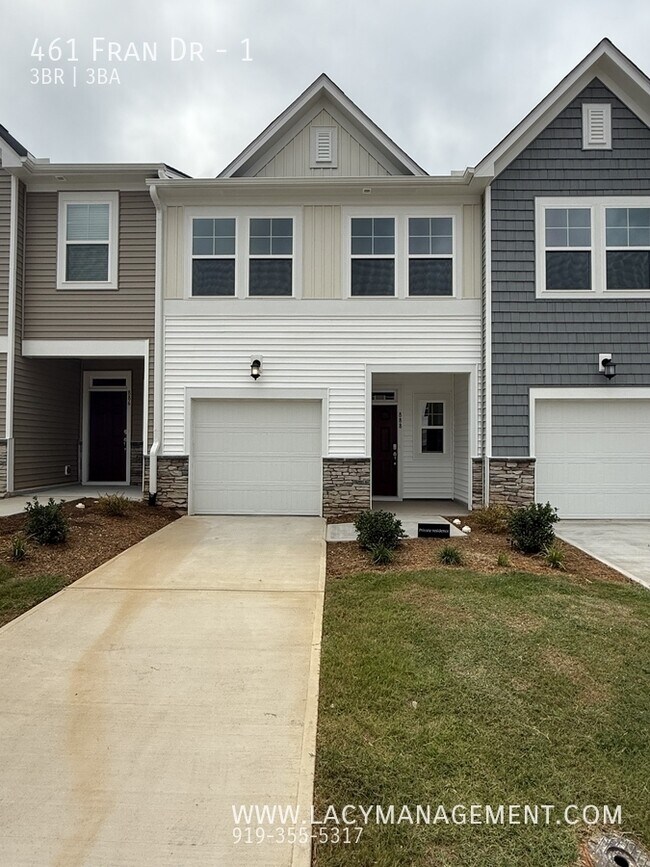 Foto del edificio - 461 Fran Dr