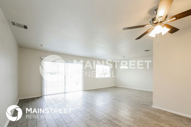 Building Photo - 4740 Escalante Dr