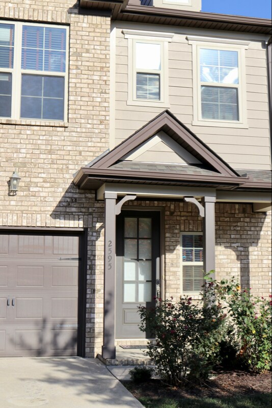 Foto del edificio - 2595 Wellesley Square Dr
