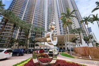 Building Photo - 17555 Collins Ave