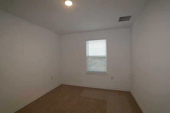 Building Photo - 1620 Purple Martin Dr