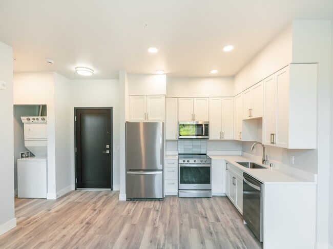 Building Photo - 40 Bellwether Way