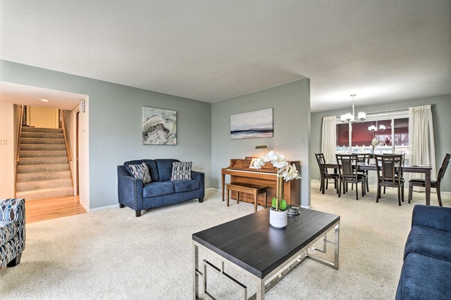 Building Photo - 514 N Arizona Ave