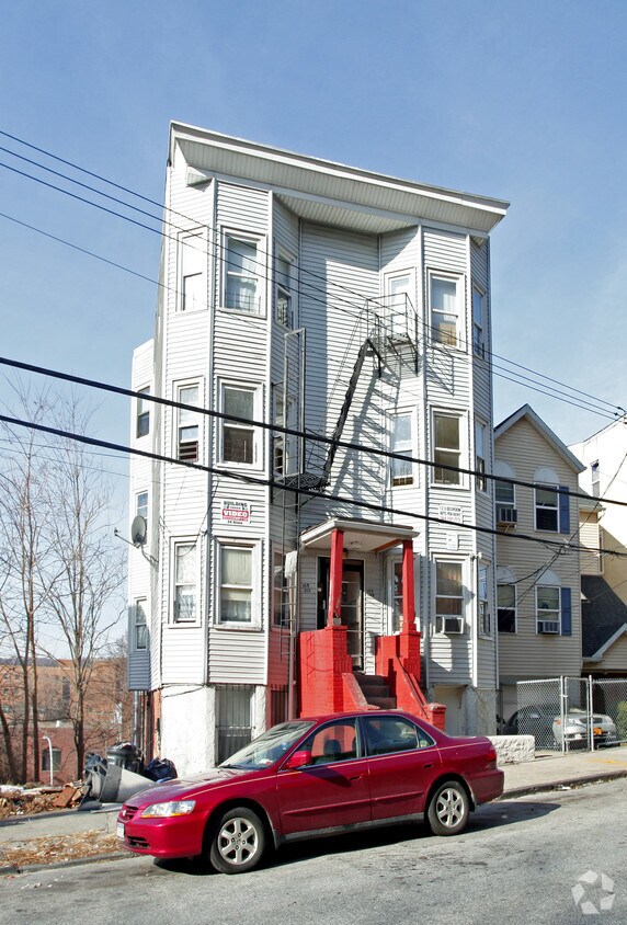 Building Photo - 153 Stanley Pl