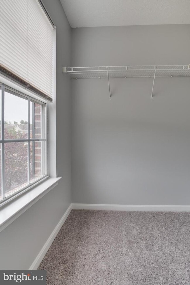 Building Photo - 2810 Berrywood Ln