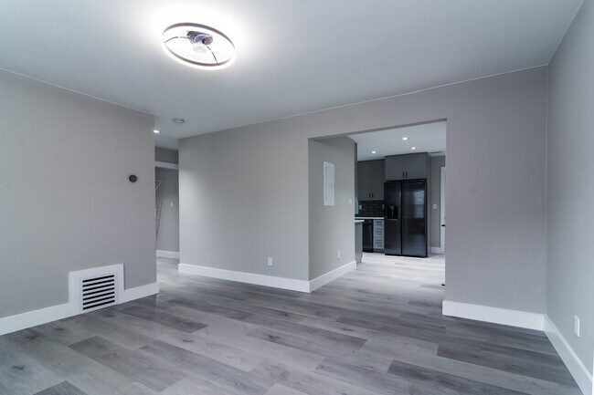 Foto del edificio - 109 Appleton Blvd