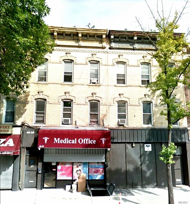 Foto principal - 68-29 Myrtle Ave