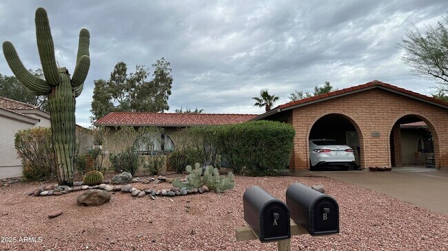 Foto del edificio - 14220 N Galatea Dr