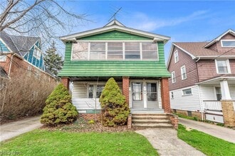 Building Photo - 1042 Mozina Dr