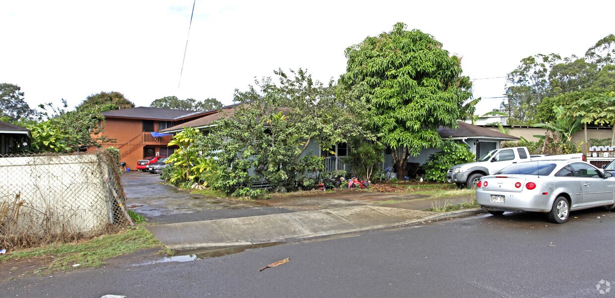 Primary Photo - 69 Lakeview Cir