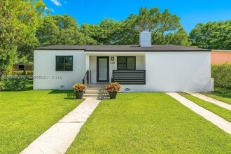 Building Photo - 520 NW 45th St