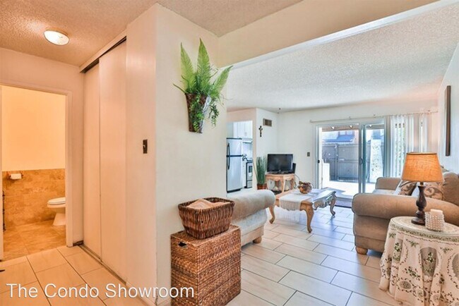 Foto del edificio - 3 br, 1.5 bath House - 1536 Hilltop Dr. #2