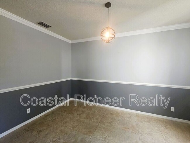 Foto del edificio - 9708 Dunscroft Ln