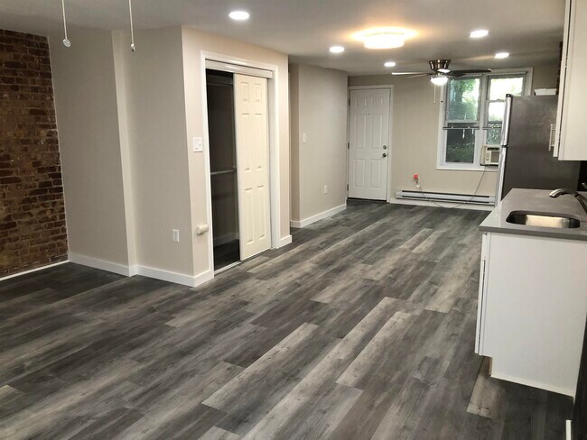 Foto del edificio - 214 6th St