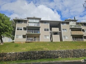 Building Photo - 95-270-270 Waikalani Dr