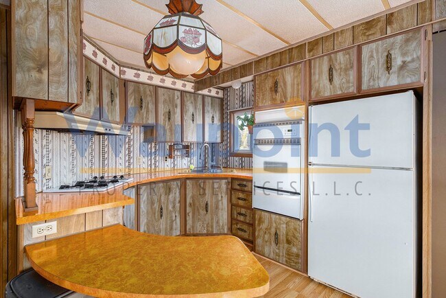 Foto del edificio - 3901 Luce Rd