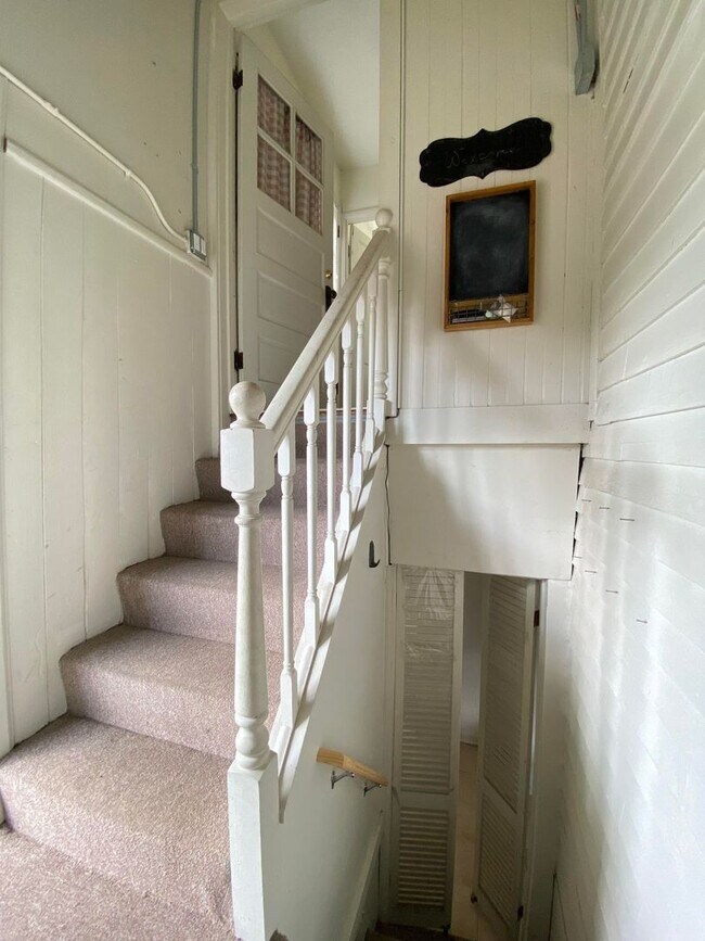 Foto del edificio - 4550 N Merrimac Ave